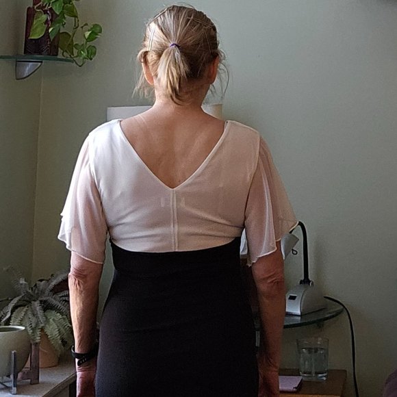 WORN ONCE! Semi-formal knee-length cocktail dress size 6 - Picture 6 of 15